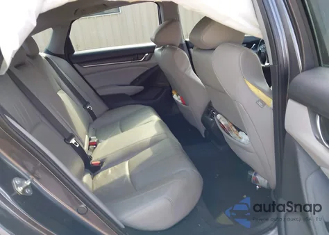 2018 Honda Accord Hybrid Ex-L из США, поврежденный, VIN 1HGCV3F57JA003106